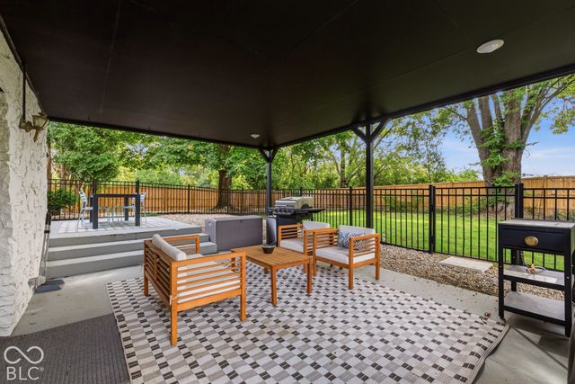 18 Sherry Court, Carmel, IN 46032