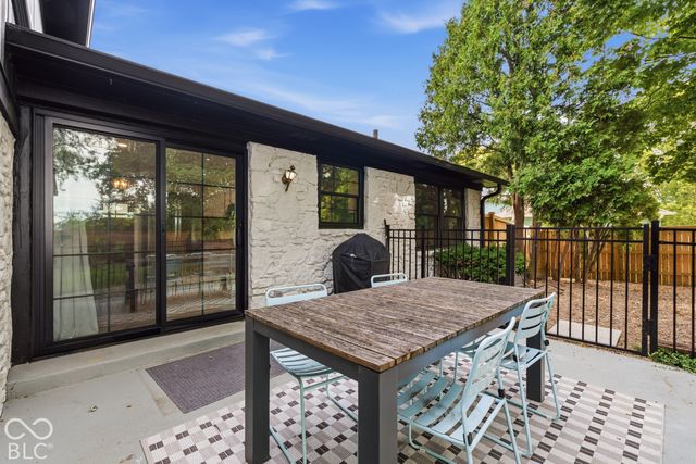 18 Sherry Court, Carmel, IN 46032
