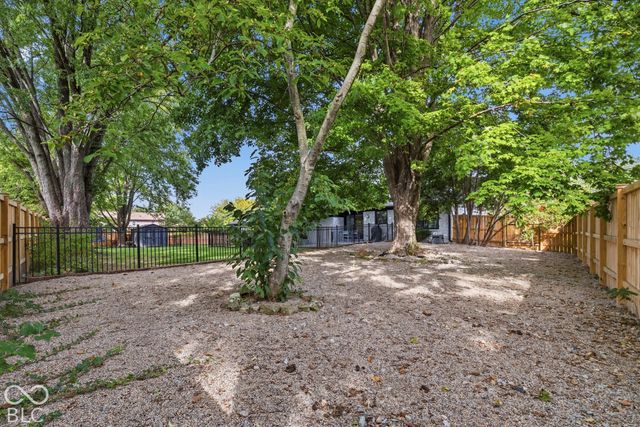 18 Sherry Court, Carmel, IN 46032