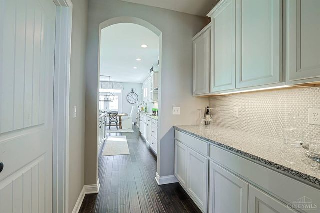 7362 W Observatory, West Chester, OH 45069
