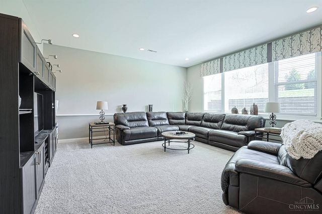 7362 W Observatory, West Chester, OH 45069