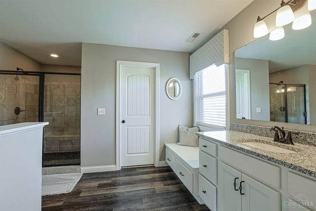 7362 W Observatory, West Chester, OH 45069