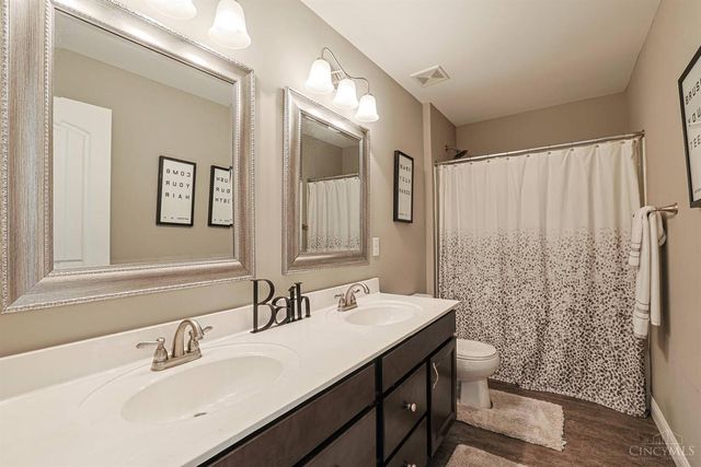 7362 W Observatory, West Chester, OH 45069