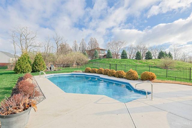 7362 W Observatory, West Chester, OH 45069