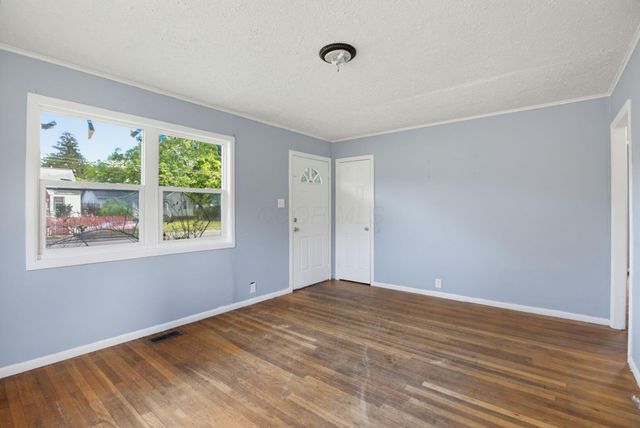 2723 Mcguffey Road, Columbus, OH 43211