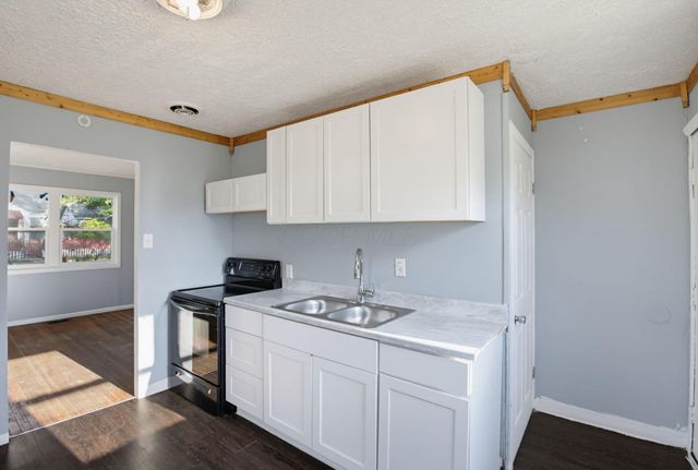 2723 Mcguffey Road, Columbus, OH 43211
