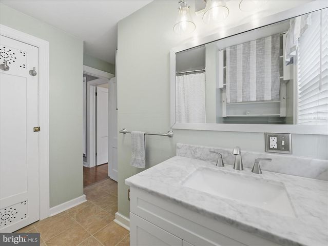926 S 5TH ST, Chambersburg, PA 17201