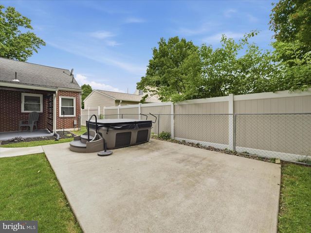 926 S 5TH ST, Chambersburg, PA 17201