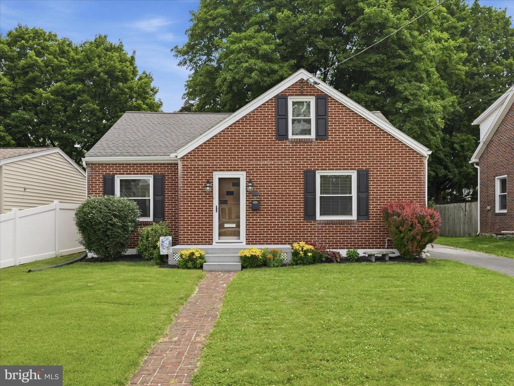 926 S 5TH ST, Chambersburg, PA 17201