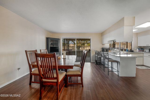 1525 S Cape Verde Place, Tucson, AZ 85748