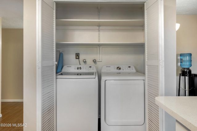 1525 S Cape Verde Place, Tucson, AZ 85748