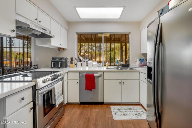 1525 S Cape Verde Place, Tucson, AZ 85748