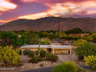 1525 S Cape Verde Place, Tucson, AZ 85748