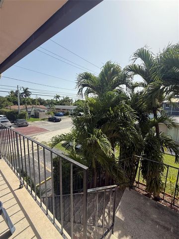 2017 NE 18th Street 1, Fort Lauderdale, FL 33305
