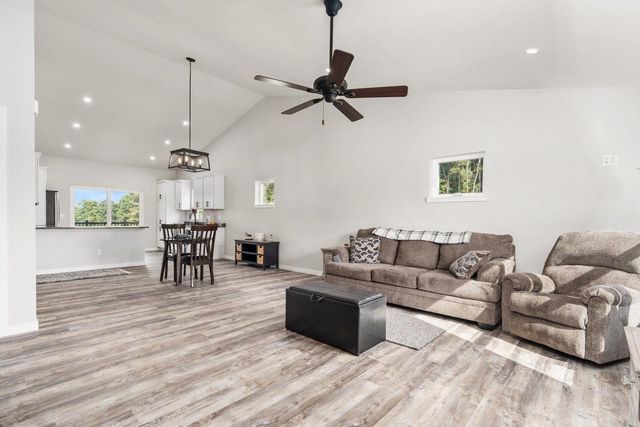 1044 Armida Court, Reedsburg, WI 53959