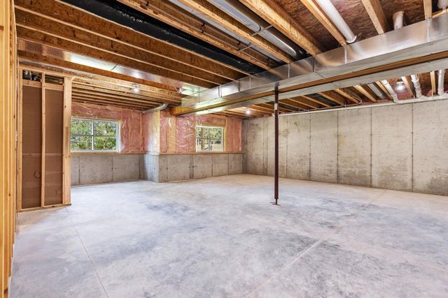 1044 Armida Court, Reedsburg, WI 53959