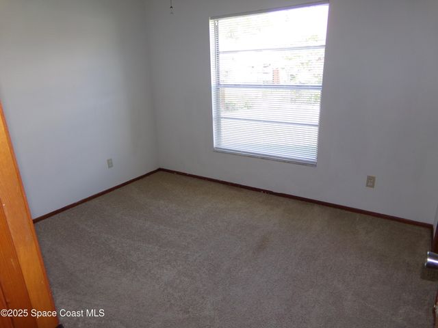 1540 Fairlee Avenue NW, Palm Bay, FL 32907