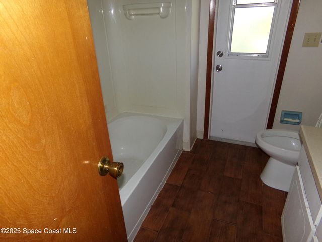 1540 Fairlee Avenue NW, Palm Bay, FL 32907