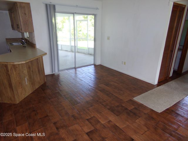 1540 Fairlee Avenue NW, Palm Bay, FL 32907