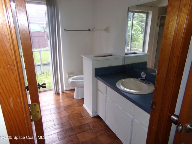 1540 Fairlee Avenue NW, Palm Bay, FL 32907