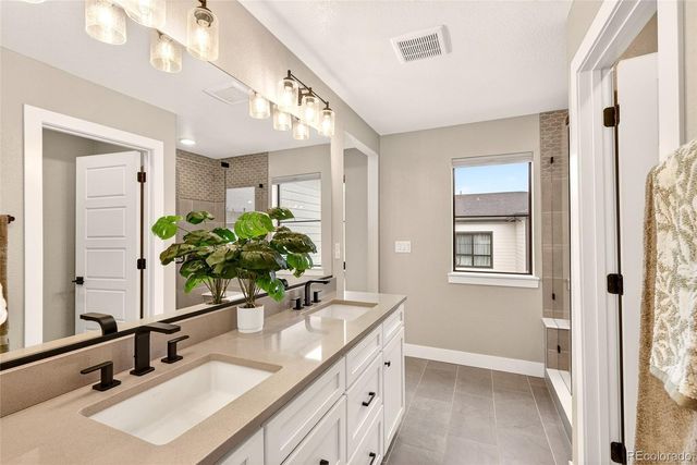 2064 S Holly Street 2-4, Denver, CO 80222