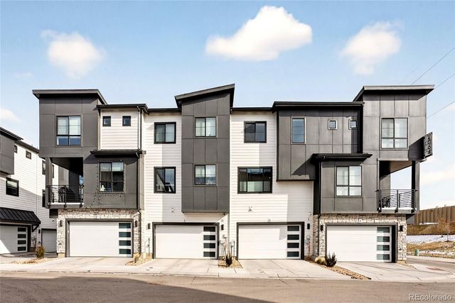 2064 S Holly Street 2-4, Denver, CO 80222