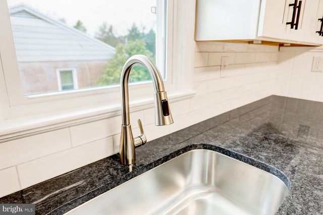 1110 ARTHUR ST, York, PA 17406