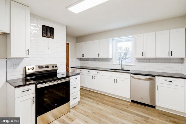 1110 ARTHUR ST, York, PA 17406