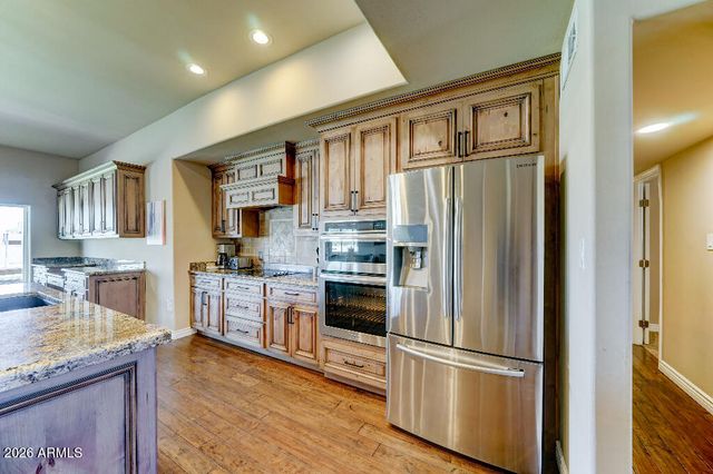 6519 E CACTUS Road, Scottsdale, AZ 85254