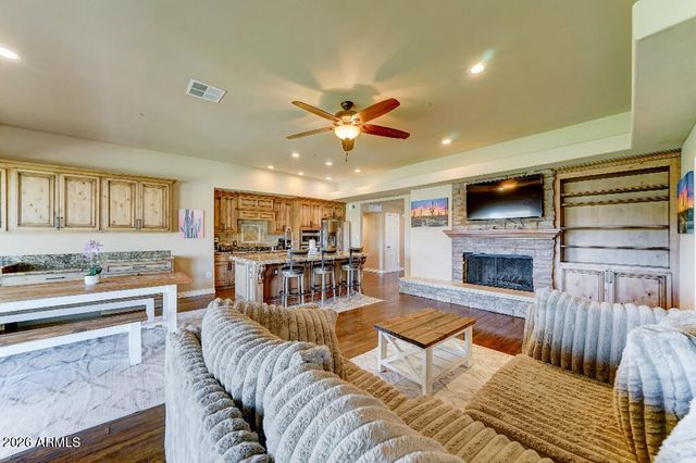 6519 E CACTUS Road, Scottsdale, AZ 85254