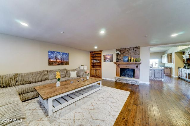 6519 E CACTUS Road, Scottsdale, AZ 85254