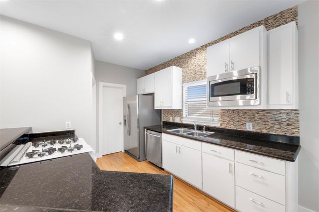 9716 Linkmeadow Lane, Houston, TX 77025