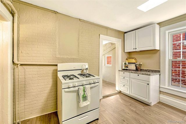 2922 Glenarm Place, Denver, CO 80205