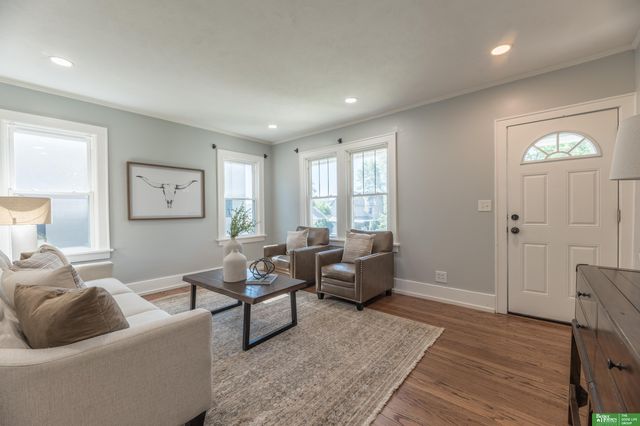 4738 Capitol Avenue, Omaha, NE 68132