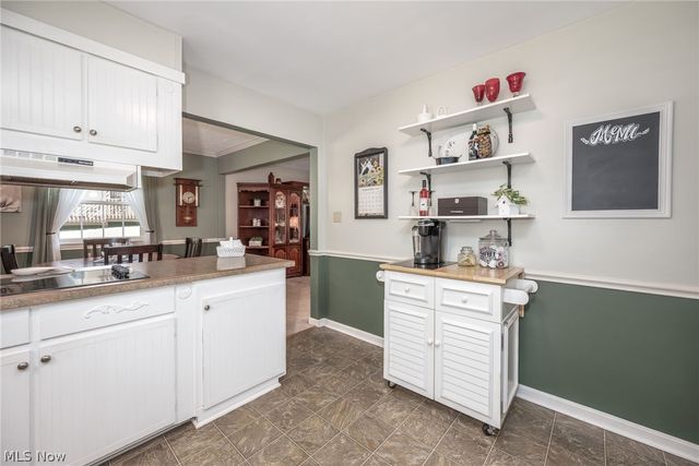 2209 Auberry Drive, Akron, OH 44312