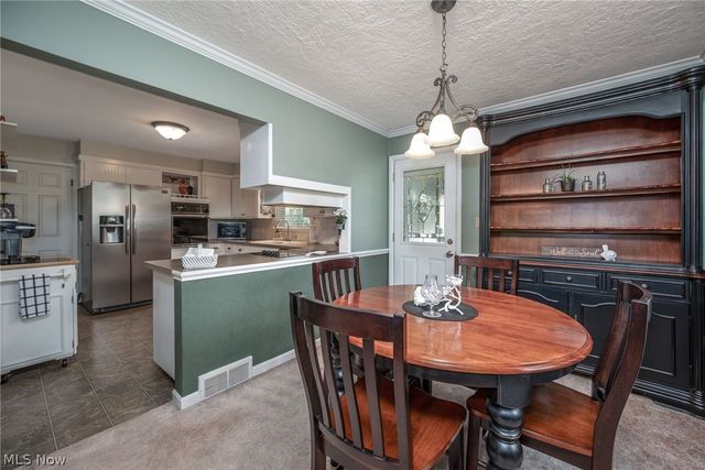 2209 Auberry Drive, Akron, OH 44312