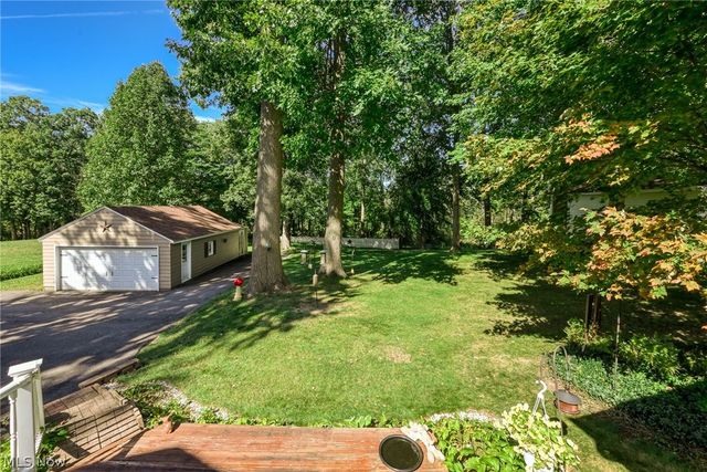 2209 Auberry Drive, Akron, OH 44312