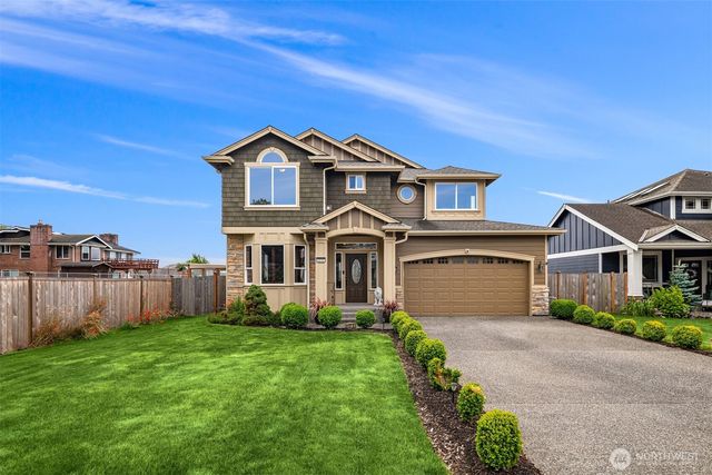 6916 37th Place NE, Marysville, WA 98270