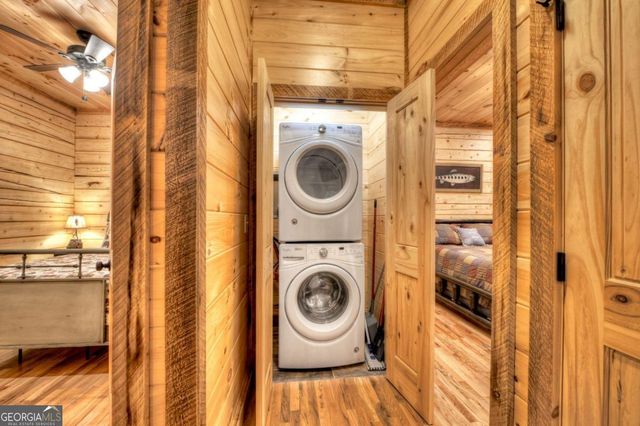 125 Blackberry Drive, Mineral Bluff, GA 30559