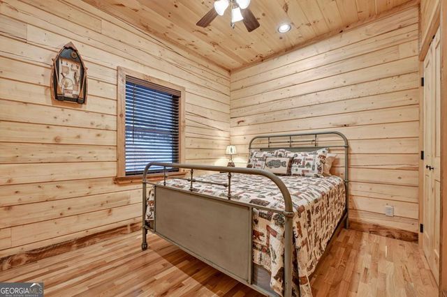 125 Blackberry Drive, Mineral Bluff, GA 30559