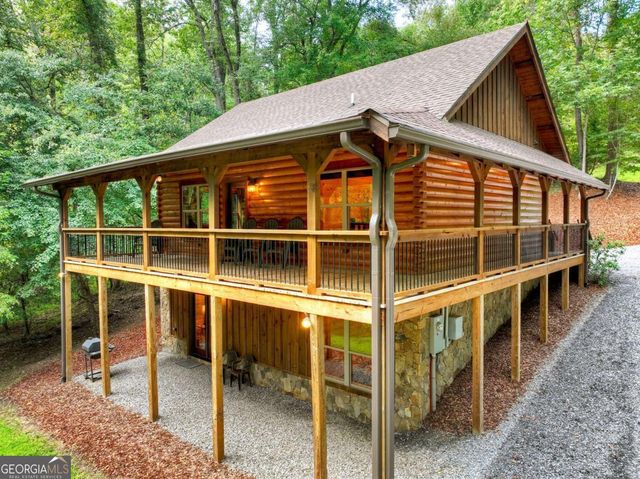 125 Blackberry Drive, Mineral Bluff, GA 30559