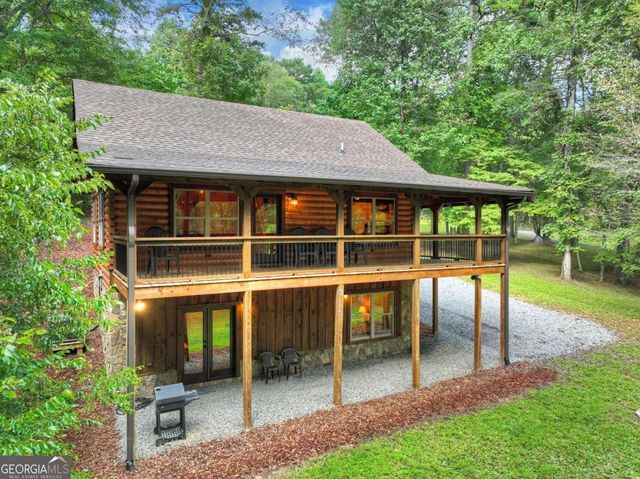 125 Blackberry Drive, Mineral Bluff, GA 30559