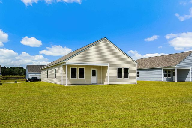 498 Castillo Dr., Loris, SC 29569