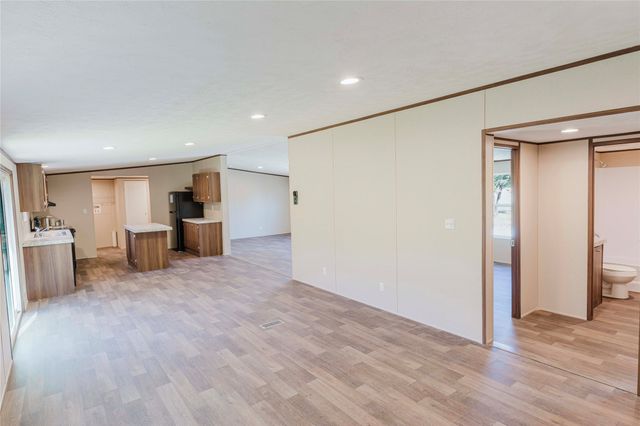 424 Brazos Mountain Drive, Weatherford, TX 76087