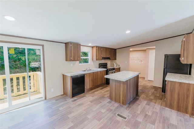 424 Brazos Mountain Drive, Weatherford, TX 76087