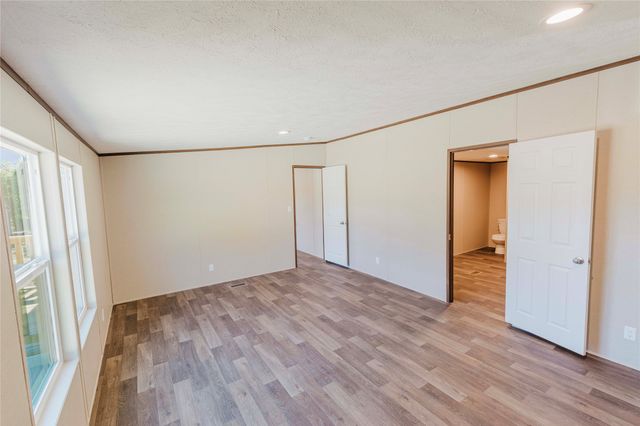 424 Brazos Mountain Drive, Weatherford, TX 76087