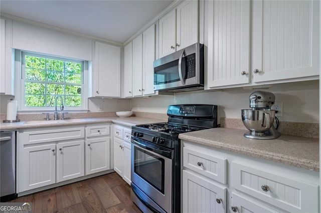 337 Westover Drive, Woodstock, GA 30188