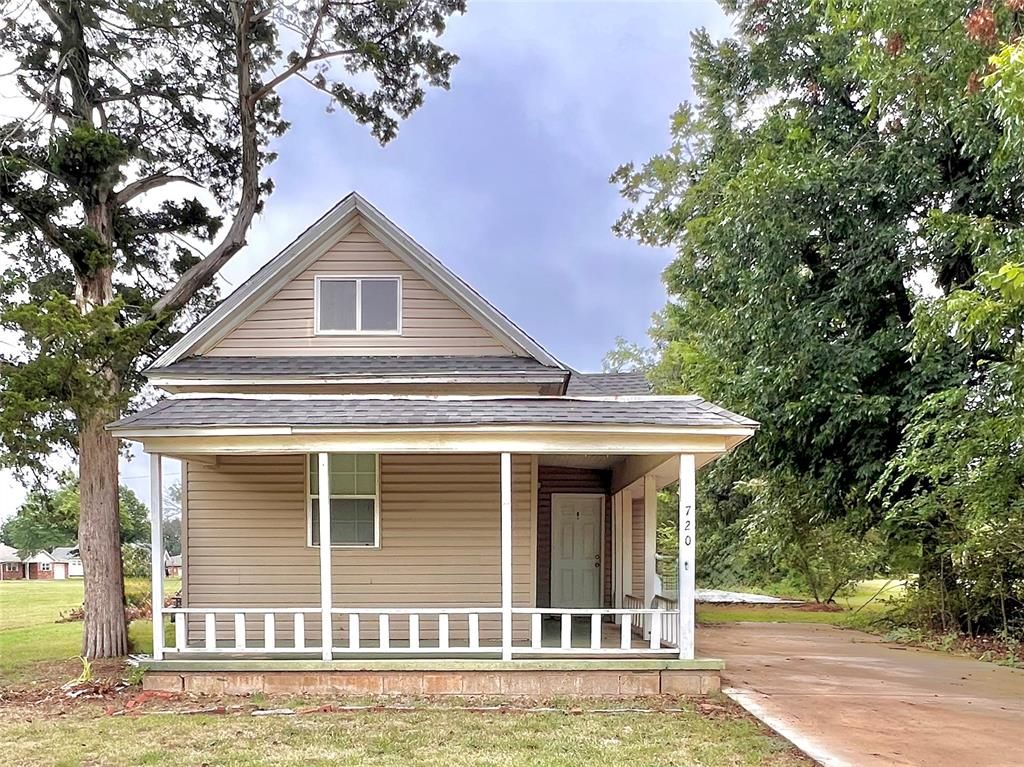 720 N Boulevard, Edmond, OK 73034