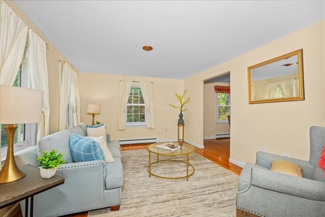 18 Fairview Drive, Southborough, MA 01772