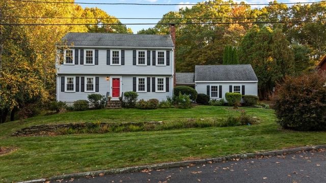 18 Fairview Drive, Southborough, MA 01772